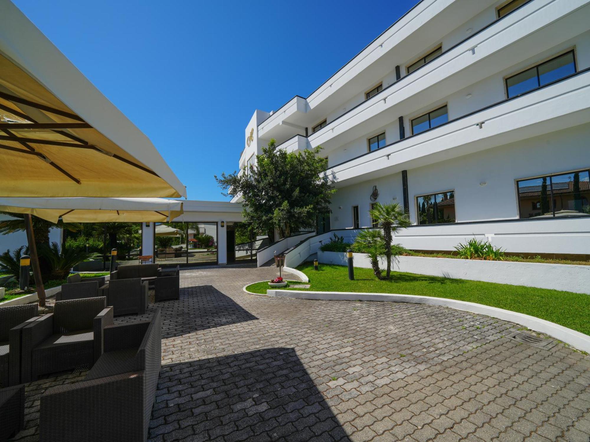 Hotel Club Clorinda Nuova Gestione 2024 Paestum Exteriér fotografie