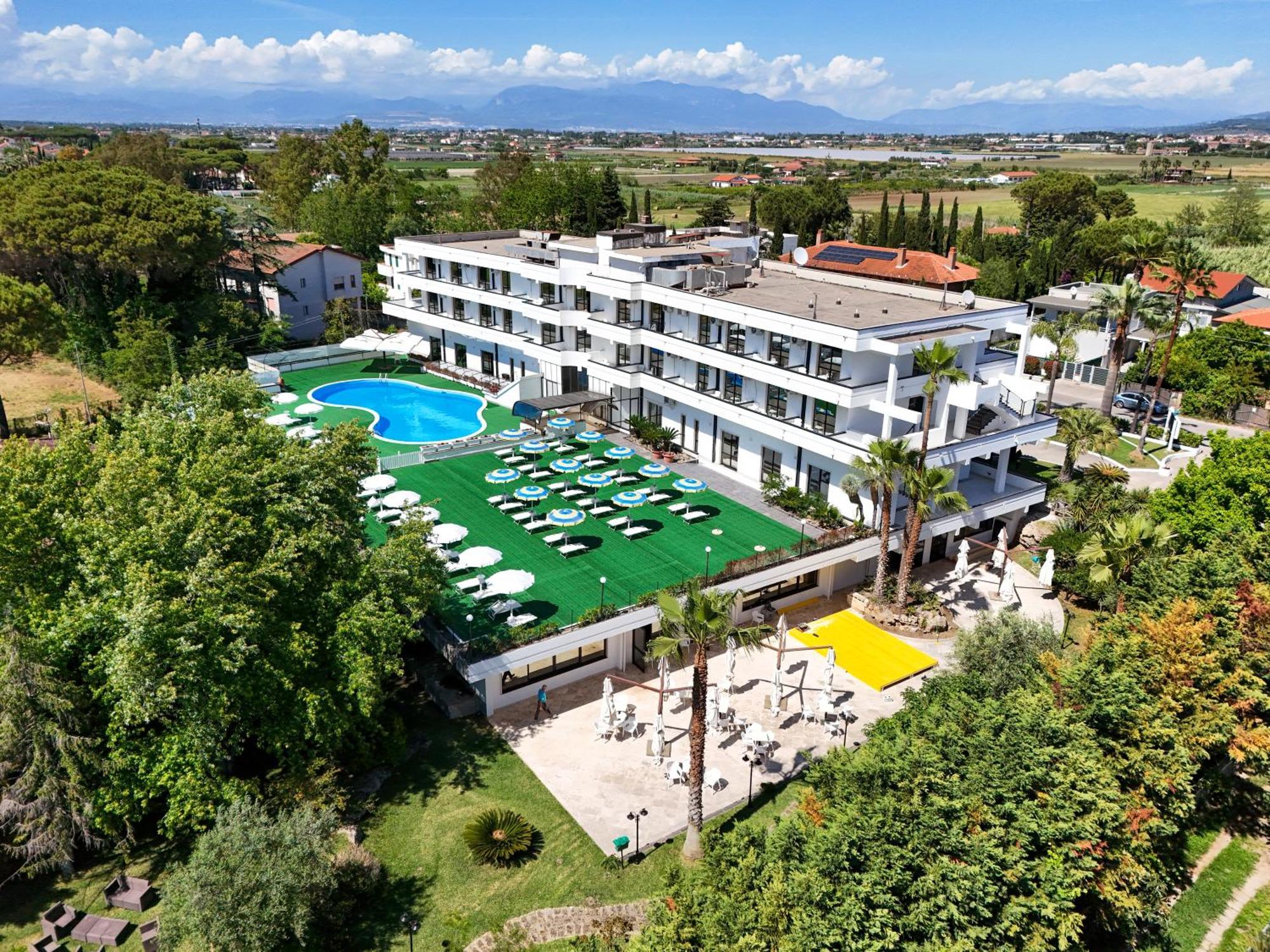 Hotel Club Clorinda Nuova Gestione 2024 Paestum Exteriér fotografie