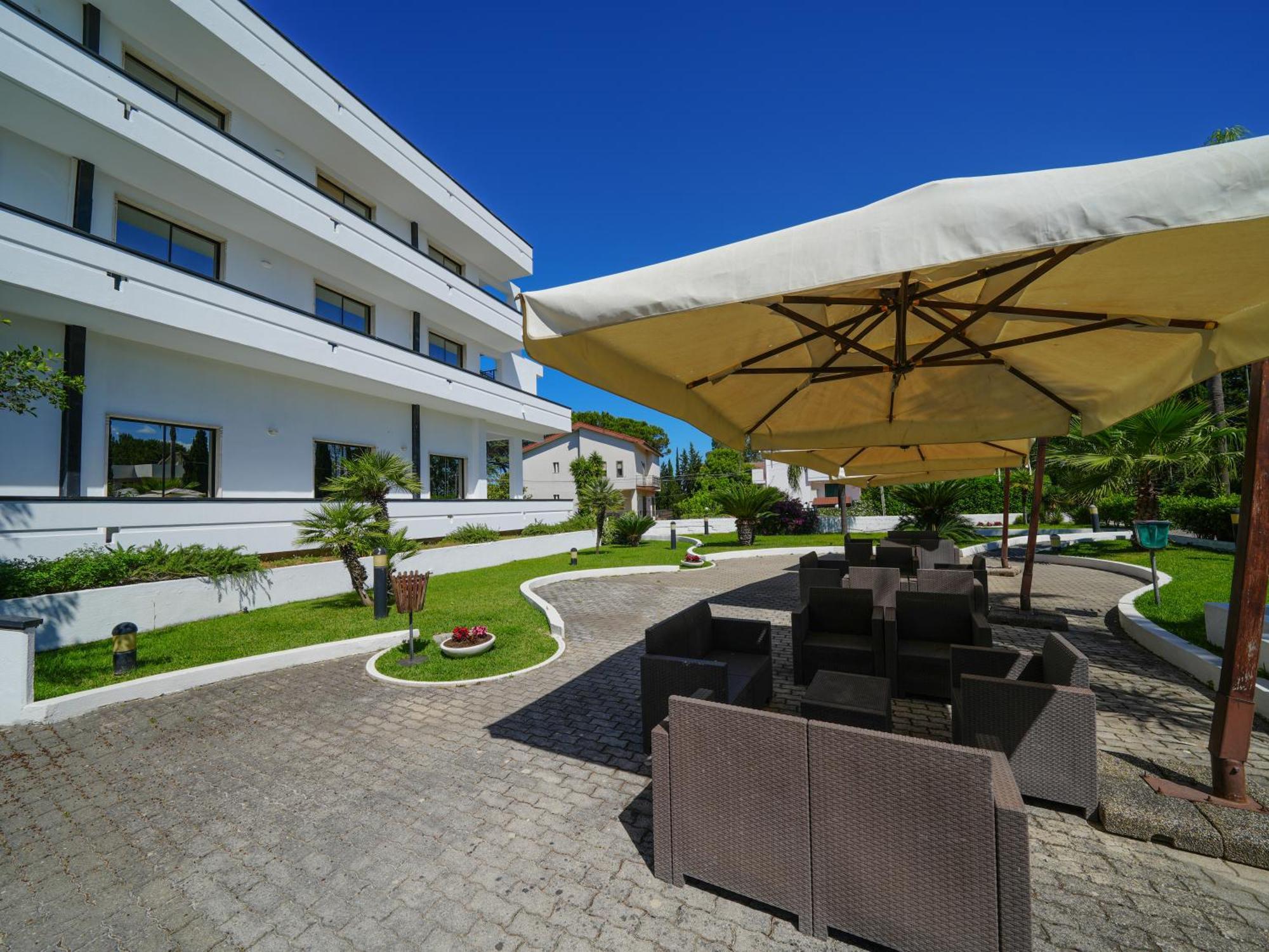 Hotel Club Clorinda Nuova Gestione 2024 Paestum Exteriér fotografie